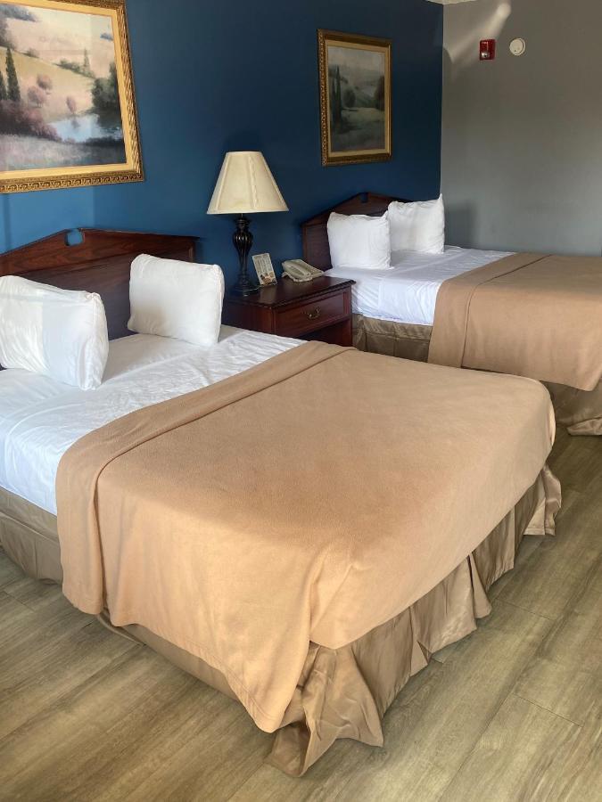 Baymont By Wyndham Hotel Dublin Esterno foto